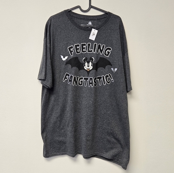 Disney Mickey Mouse Vampire Bat Feeling Fangtastic T-shirt Gray XL - Picture 1 of 7